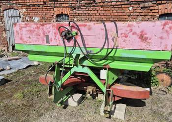 Rozsiewacz nawozów dwutarczowy Agromet