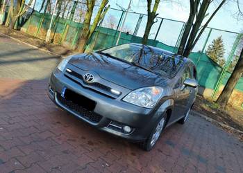 TOYOTA COROLLA VERSO 1.8