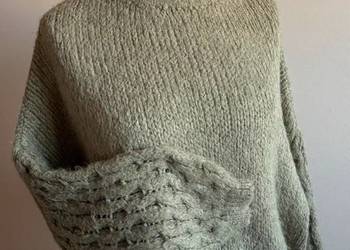 Sweter damski ciepły gruby splot oversize kolor zielony khaki Sweter damski ciepły gruby splot oversize kolor zielony khaki