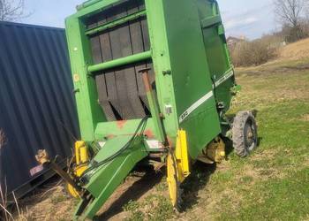 Prasa john deere 550