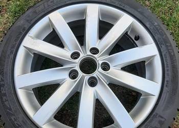 Alufelga 17" koło Volkswagen 5K0 z oponą Michelin.
