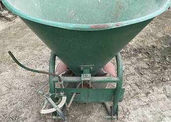 Rozsiewacz nawozu Agromet 300l