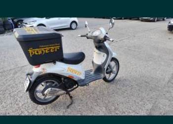Skuter Piaggio 125cc
