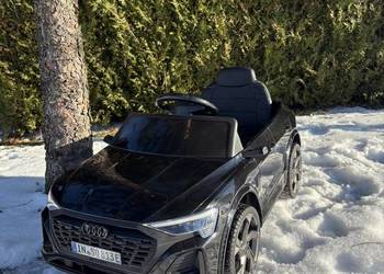 Samochód elektryczny Audi SQ8 na akumulator nowy dla dzieci