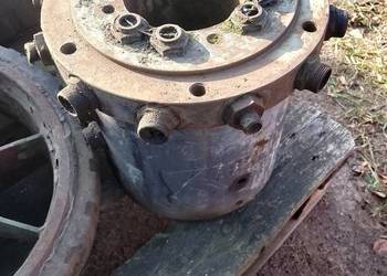 Kolumna obrotu koparki