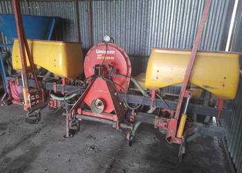 Siewnik do kukurydzy