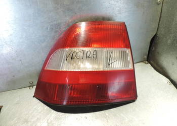 Opel Vectra B sedan Hb lampa lewy tył