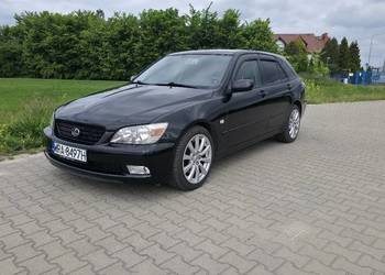LEXUS IS200