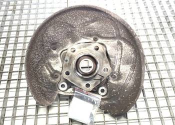 PIASTA ZWROTNICA LEWY TYŁ AUDI Q5 FY SUV