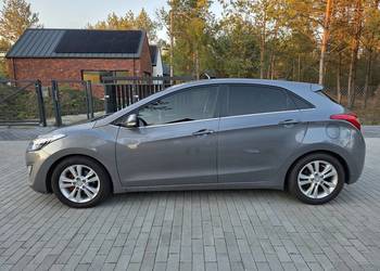 Hyundai i30 II Premium, Navi, Kamera