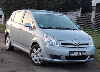 TOYOTA  COROLLA  VERSO 1.8 BENZYNA