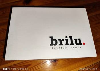 perłowe klasyczne wysokie szpilki firmy brilui