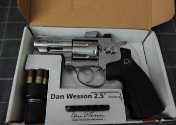Wiatrówka Dan Wesson 2.5"