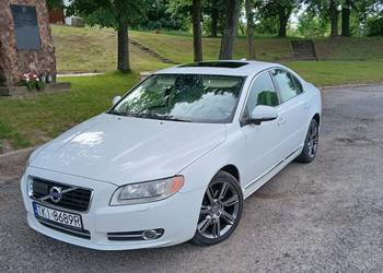 Volvo S80 2012 2.4 AWD 215 KM