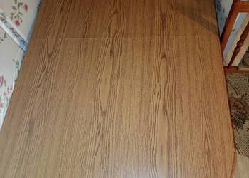 Sprzedam stół do salonu