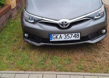 sprzedam samochód Toyota Auris z 2017r
