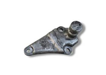 ŁAPA WSPORNIK PODUSZKA SILNIKA AUDI A6 C5 2.4 / 2.5 / 2.7 / 2.8 8D0199343J