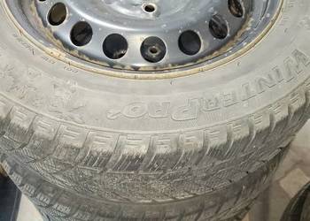 Komplet kół zimowych na felgach stalowych 195 65 R15. Skoda, VW