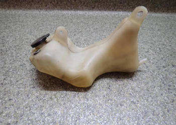 ZBIORNICZEK WYRÓWNAWCZY PŁYNU CHŁODNICZEGO YAMAHA TDM 850 91-95R