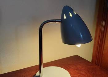 Lampa biurkowa Retro na gęsiej szyi – styl i klimat dawnych lat!