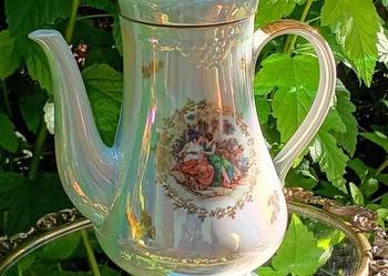 KAHLA* fason MADONNA*DZBANEK Z ANTYCZNĄ SCENKĄ KAHLA* fason MADONNA*DZBANEK Z ANTYCZNĄ SCENKĄ