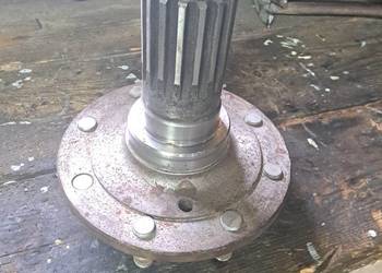 Wał koła półoś ursus 330