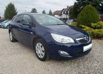 Opel Astra 1,4 Benzyna 101PS!!!Klima tylko 147 tyś km !!!! J (2009-2019)