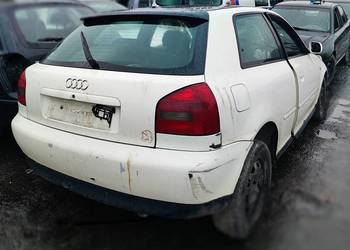 Audi a3 klapa tył