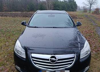 Sprzedam zadbanego Opla Insignia.