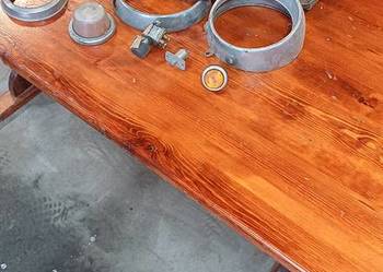 Warszawa M20 podstawa akumulatora i inne