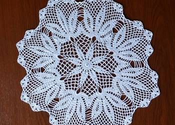 Serwetka szydełkowa 37cm (S140) Serwetka szydełkowa 37cm (S140)