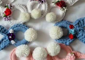 Zestaw 6 sztuk zawieszek wielkanocnych z motywem zajączka.