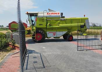 Claas Dominator 76