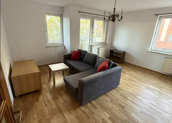 73 m² | 3 POKOJE | KUCHNIA | 2 ŁAZIENKI | BALKON | UL. ŻYTNIA - WOLA