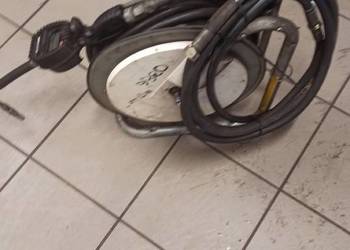 Zwijadło z pistolet do tankowania oleju