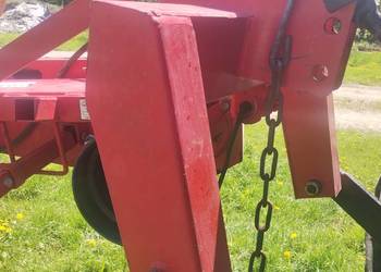 Kosiarka rotacyjna hydraulicznie składana