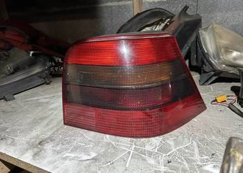 Lampa prawy tył golf IV oryginał