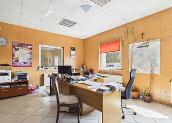 Hala produkcyjna z częścią biurowo-socjalną