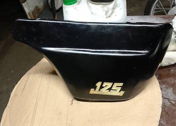 Duży boczek WSK 125. Prawy