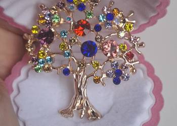 Elegancka złota broszka w stylu vintage Drzewo życia