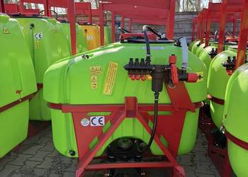Opryskiwacz polowy zawieszany CYKLON 300/12/V stabilizacja