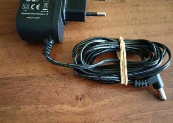 Ładowarka akumulatoreowa Model  SEU012A-225050