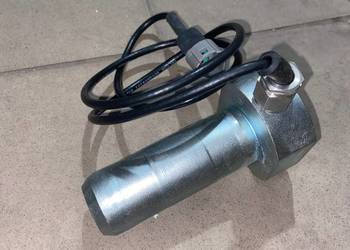 448664A1 1964916C3 305135A1 Czujnik Magnum Steiger CNH Nowy