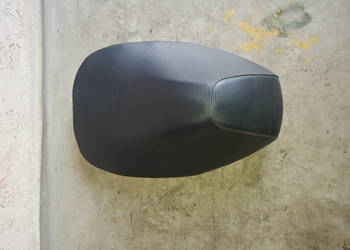 Yamaha Aerox 50 2T 97-12 oryginalne siedzenie i kufer schowek