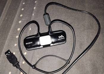 Sprzedam słuchawki z ładowarką na USB