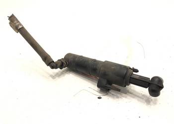 SPRYSKIWACZ REFLEKTORA PRAWY PRZÓD MERCEDES W212 Sedan/Limuzyna 09-16