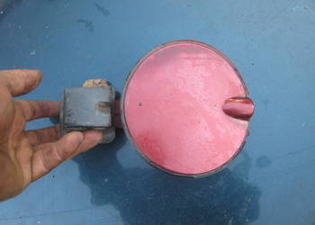 Klapka wlewu paliwa Opel Astra F I classic 91-02 bordowa