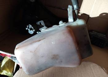 Mercedes g klasa 463 dodatkowy zbiornik wyrównawczy