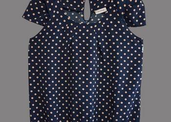 Damska bluzka granatowa krótki rękaw w białe kropki Orsay uniwersalna