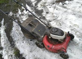 Kosiarka z koszem zgniłe łowisko silnik ok